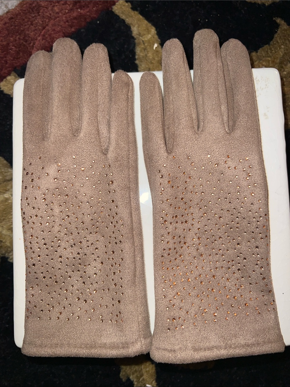Arianna by Howard’s Brown Gloves with Copper Tone Crystal Embellishments OS - Picture 5 of 13